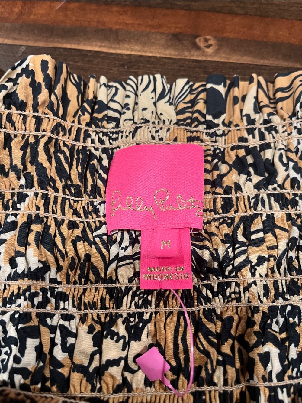 Lily Pulitzer Animal Print Smocked Dress - Tan & Black medium - Picture 4 of 5